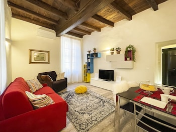 lux apartment castello