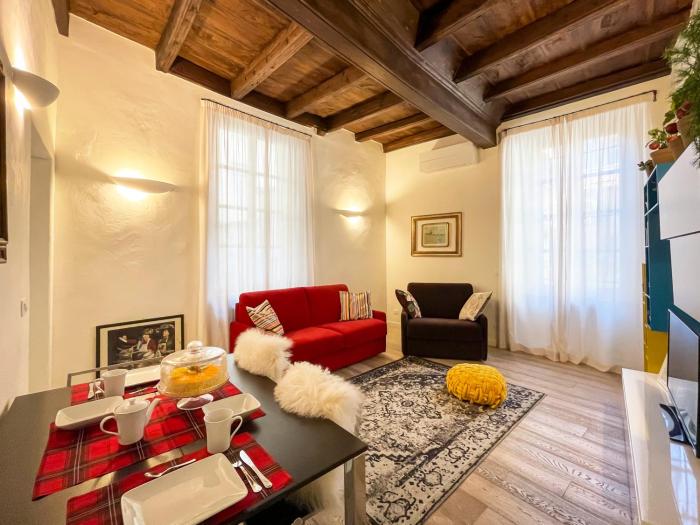 lux apartment castello