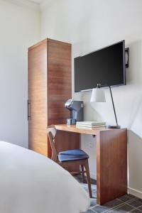 found union square powered by sonder