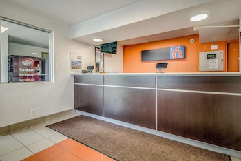 Motel 6 Conroe, Tx,Montgomery>>Conroe,2 star
