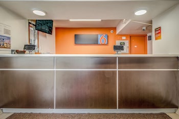 Motel 6 Conroe, Tx,Montgomery>>Conroe,2 star
