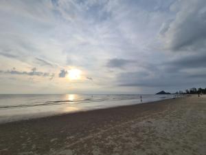 my resort hua hin family room pool view