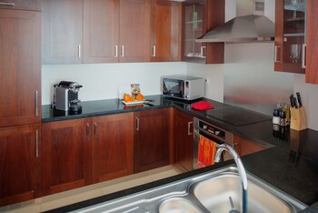 dream inn apartments 29 boulevard private terrace