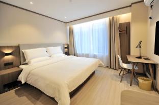 hanting hotel wansheng old street