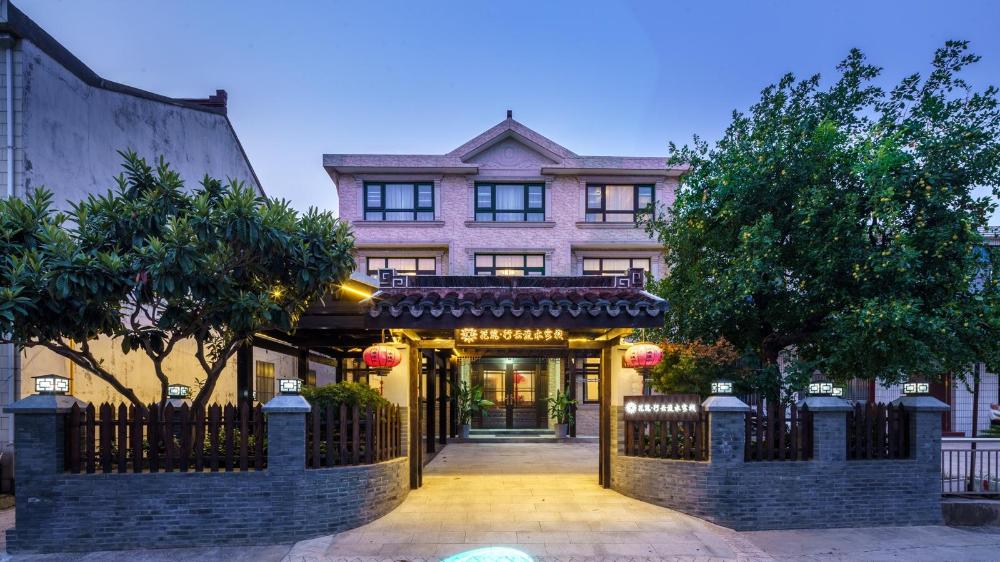 floral hotel wuxi running water lingshan giant buddha nianhuawan