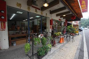 sun moon lake sunflower house