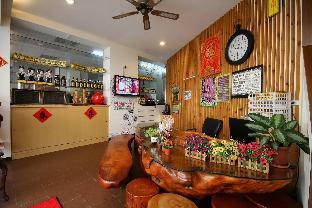 sun moon lake sunflower house