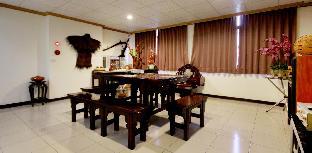 sun moon lake sunflower house