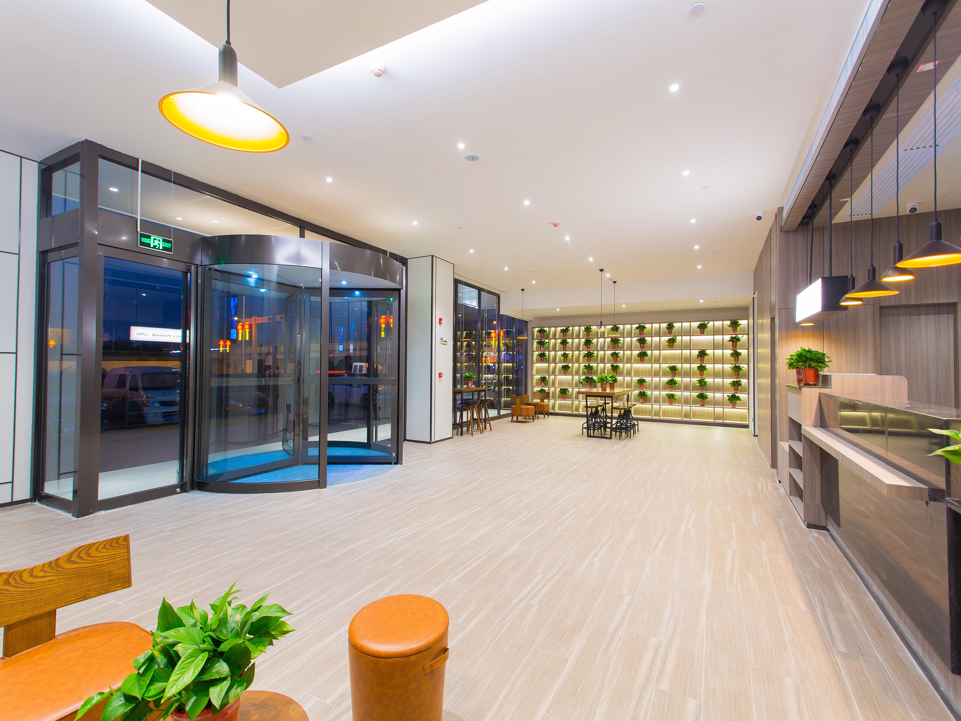 hanting hotel xian north station