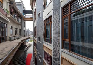 poltton international apartment liuzhou yaobu old town