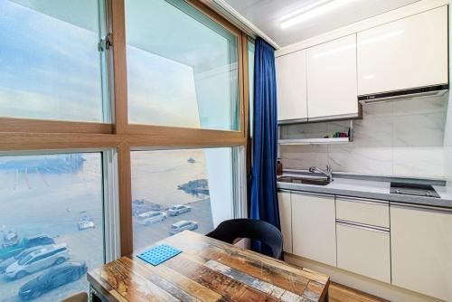 tongyoung martisbeach pension