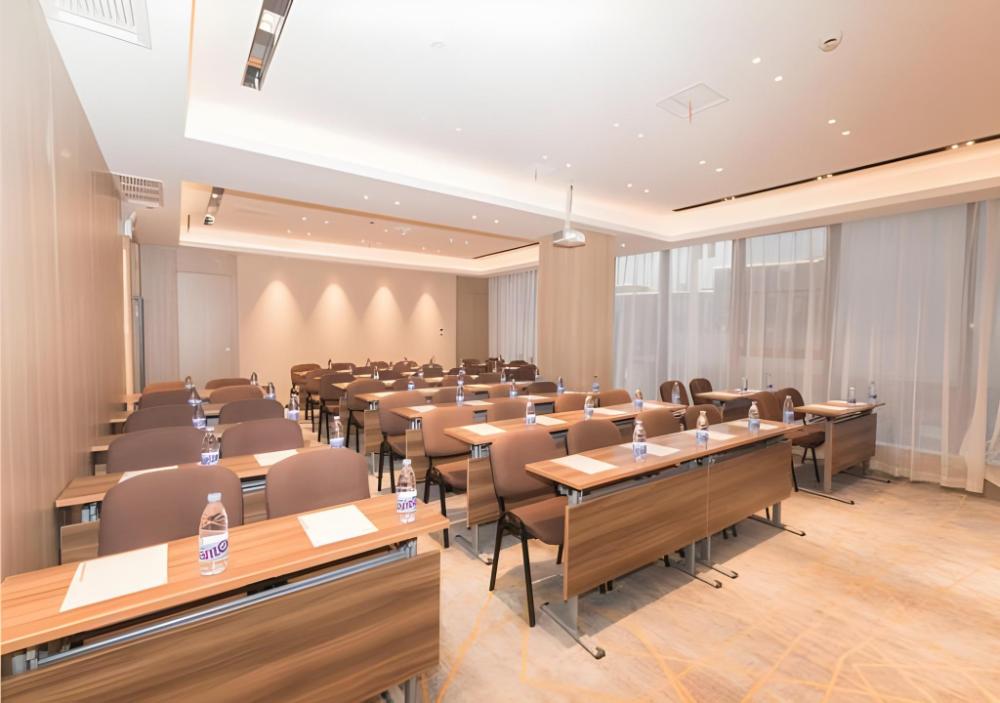echarm hotel hefei changjiang xi road qilitang metro station