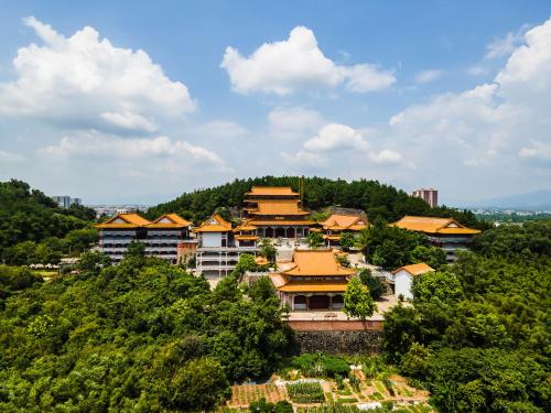 echarm hotel pingnan central square