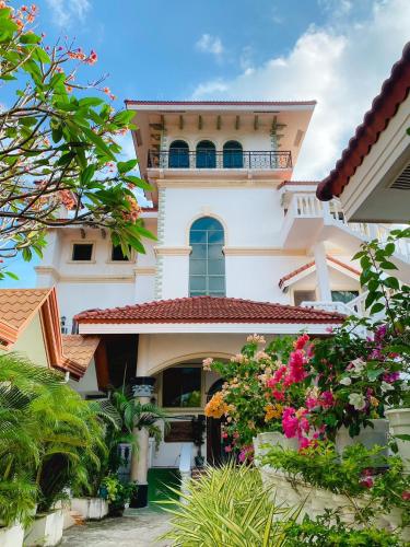 reddoorz plus gracey dive resort dumaguete
