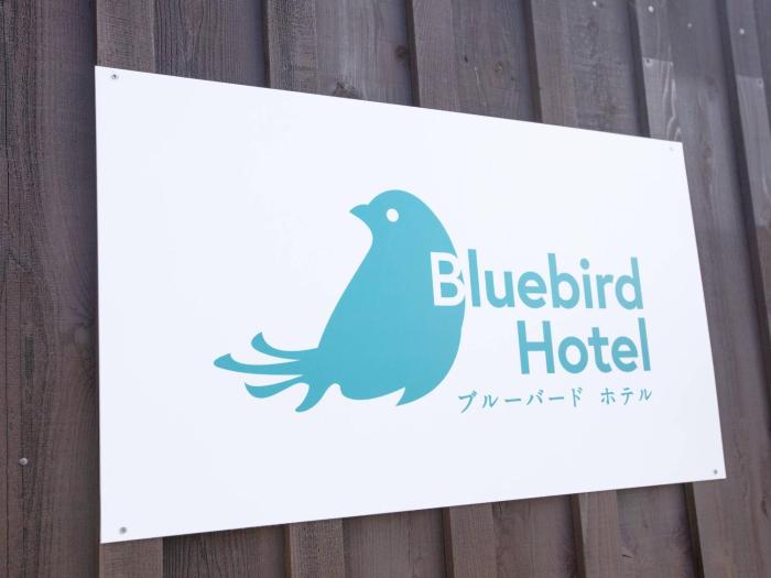 bluebird hotel