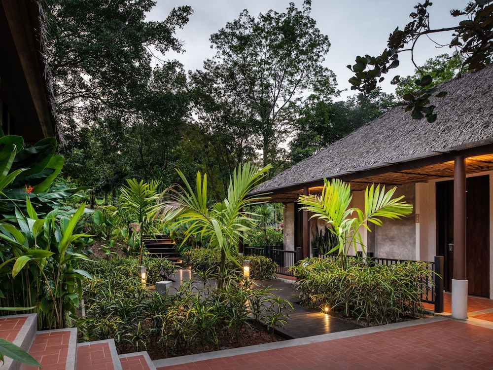 phapok eco resort