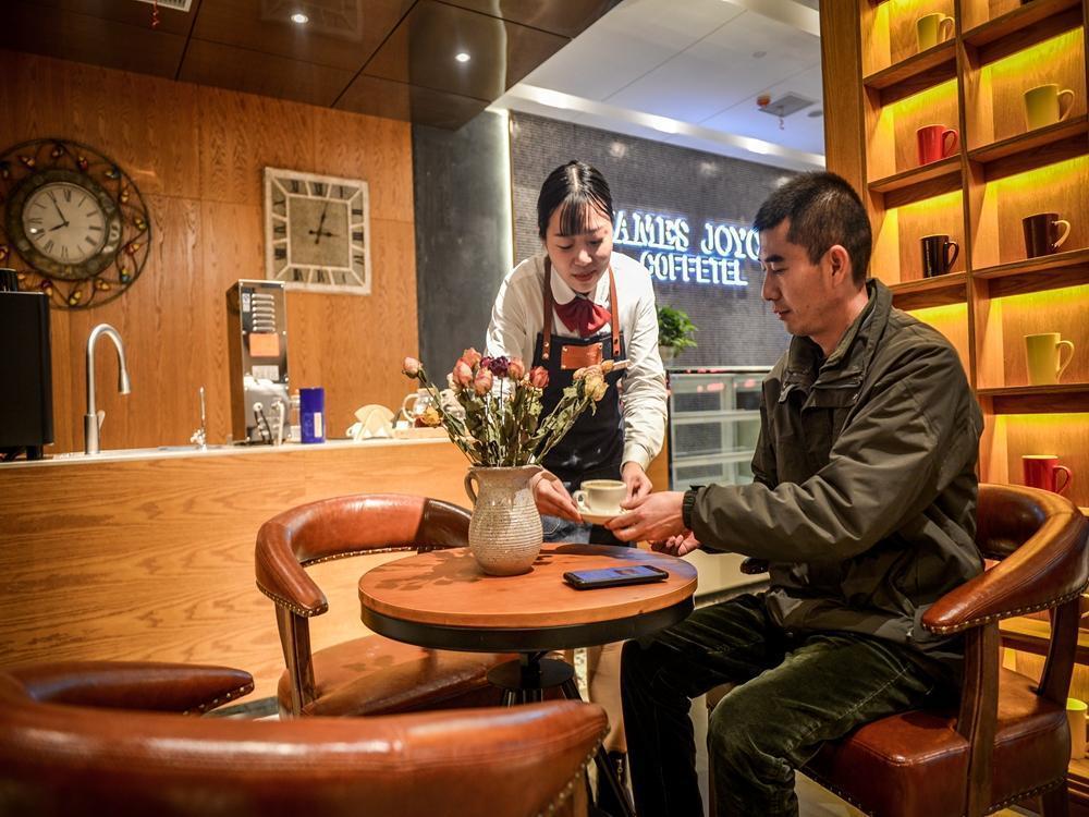 james joyce coffetel luoyang longmen high speed railway station