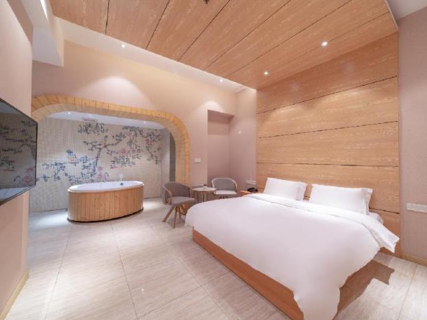 hanting hotel wuhan qingshan honggangcheng