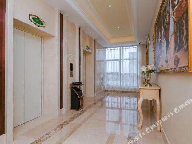 vienna international hotel wuhan yangluo new port