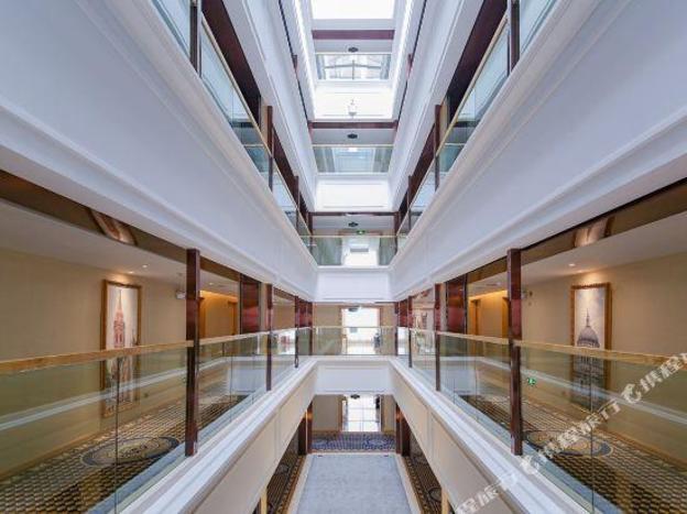 vienna international hotel wuhan yangluo new port