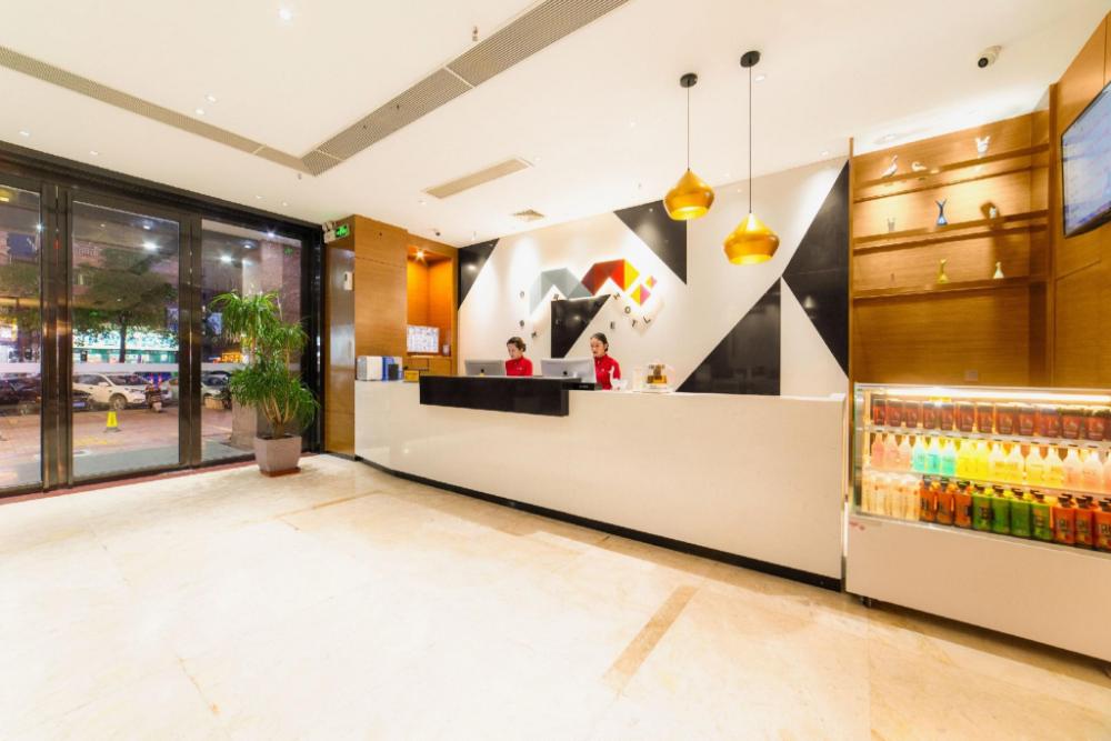 borrman hotel zhongshan henglan xiyong