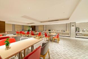 borrman hotel zhongshan henglan xiyong