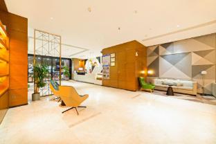borrman hotel zhongshan henglan xiyong