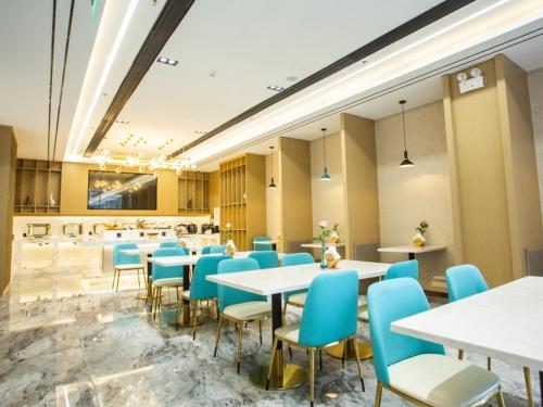 greentree eastern huaian suning plaza huaihai road west hotel