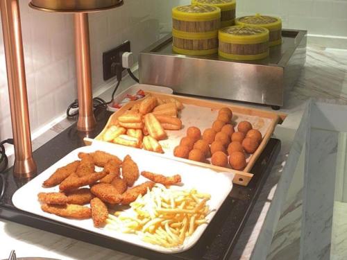 greentree eastern huaian suning plaza huaihai road west hotel