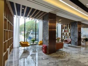 greentree eastern huaian suning plaza huaihai road west hotel