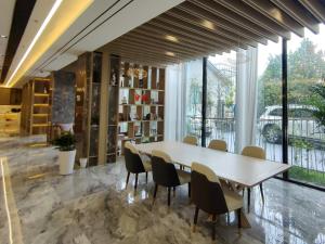 greentree eastern huaian suning plaza huaihai road west hotel
