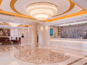 vienna hotel gaozhou chengdong passenger station