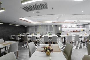 home inns xianning yinquan avenue hot spring branch