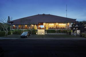 Ubud Wana Resort,Seminyak>>Bali,4 star