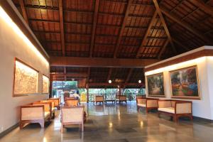 Ubud Wana Resort,Seminyak>>Bali,4 star