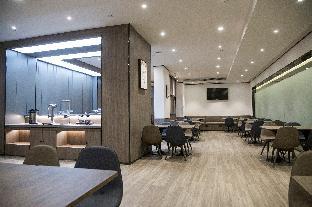 Hanting Hotel Longnan Railway Station,,3 star