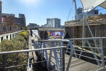 petals tokyo floating hotel