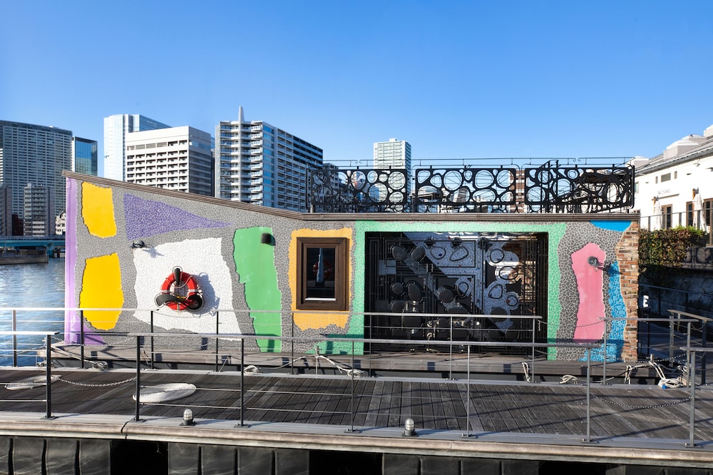 petals tokyo floating hotel