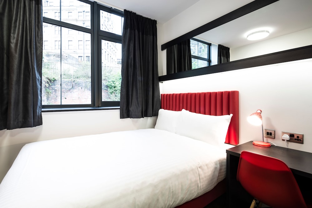 easyhotel newcastle