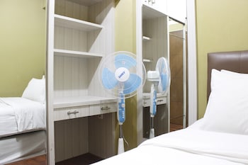 parquette 2br gateway ahmad yani cicadas apartment