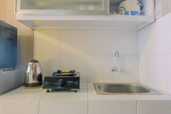 new furnished studio apartment at gunung putri square