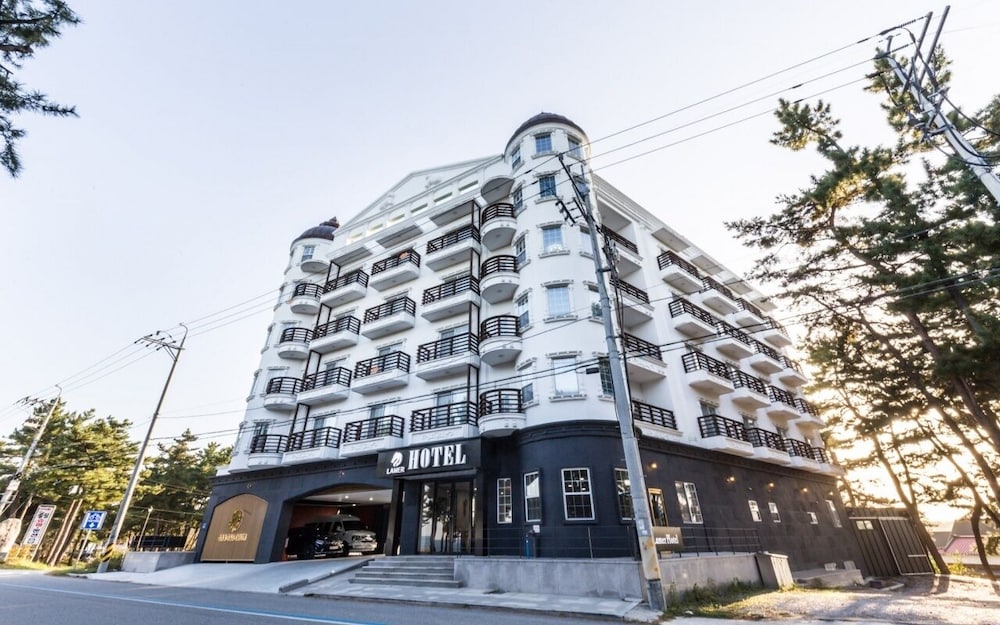 gangneung gyeongpodae la mer hotel