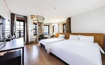 gangneung gyeongpodae la mer hotel