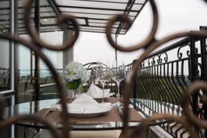 hanoi bonsella hotel