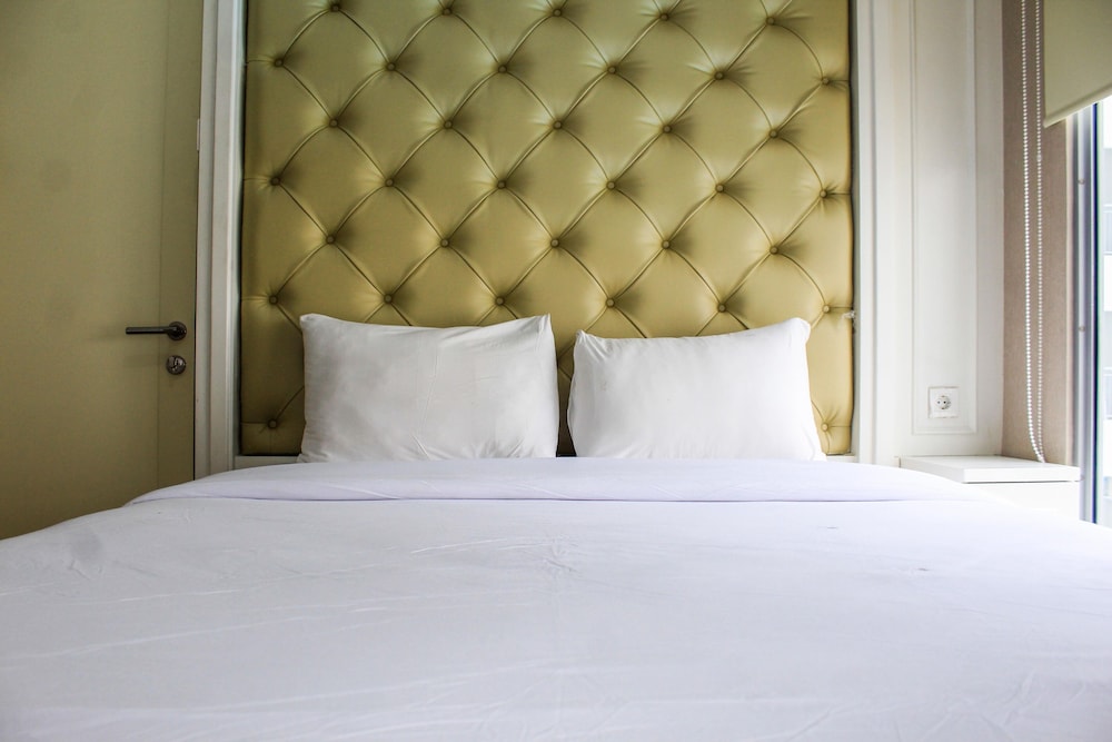 luxurious 3br m town apartment