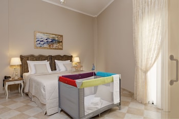 ionia suites