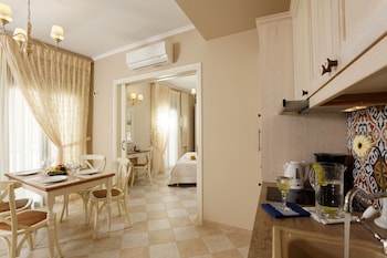 ionia suites