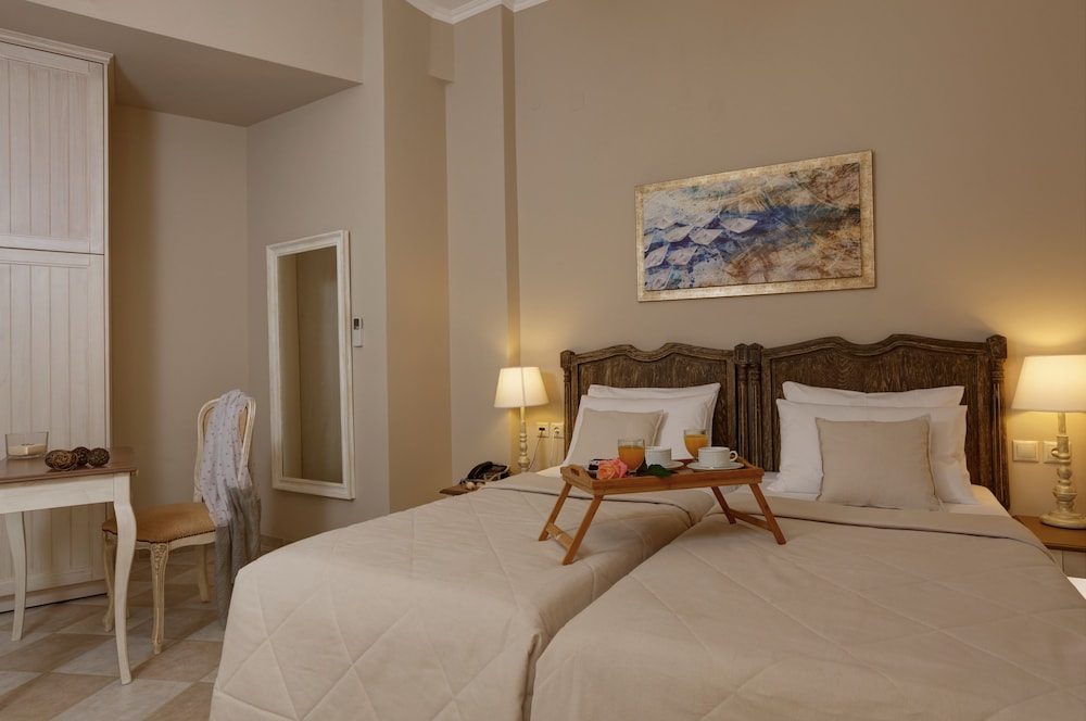 ionia suites