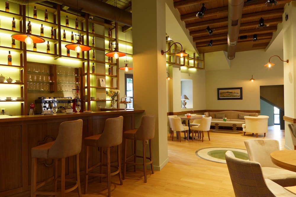 Ionia Suites,Malia>>Crete,4 star