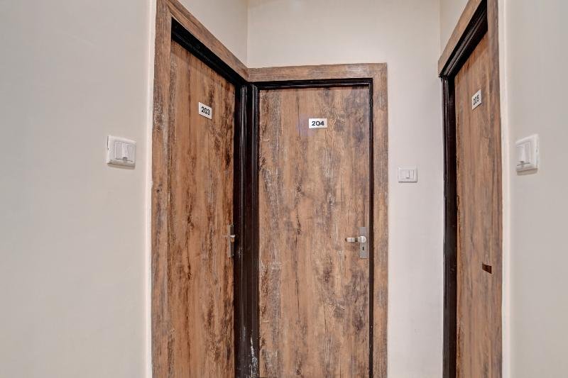 super townhouse hotel o benchmark